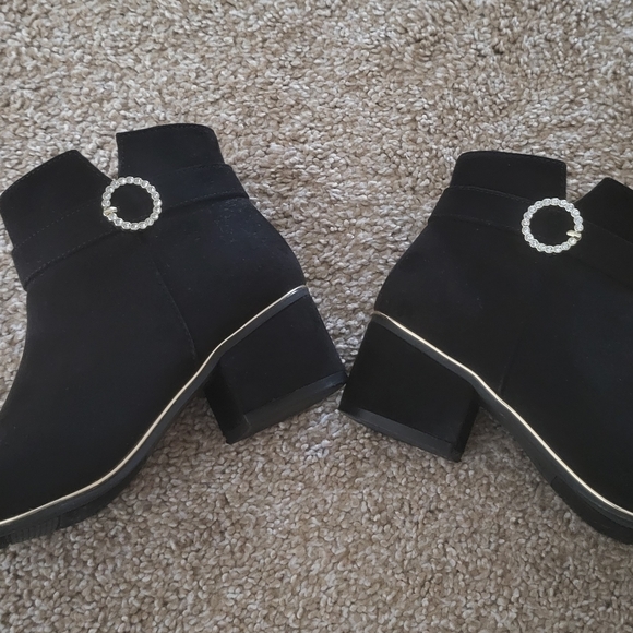 ♥️EUC♥️ CHILDRENS PLACE GIRLS BOOTIES - Picture 4 of 12